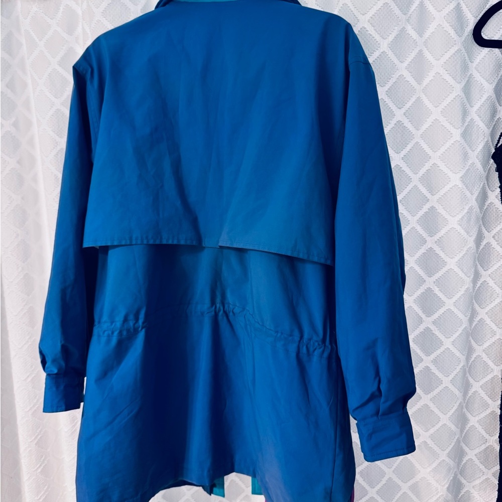 Vintage Eddie Bauer Women's Blue and Pink Ski Jacket - Picture 8 of 8